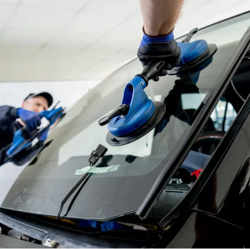 WINDSHIELD & CHIP REPAIR